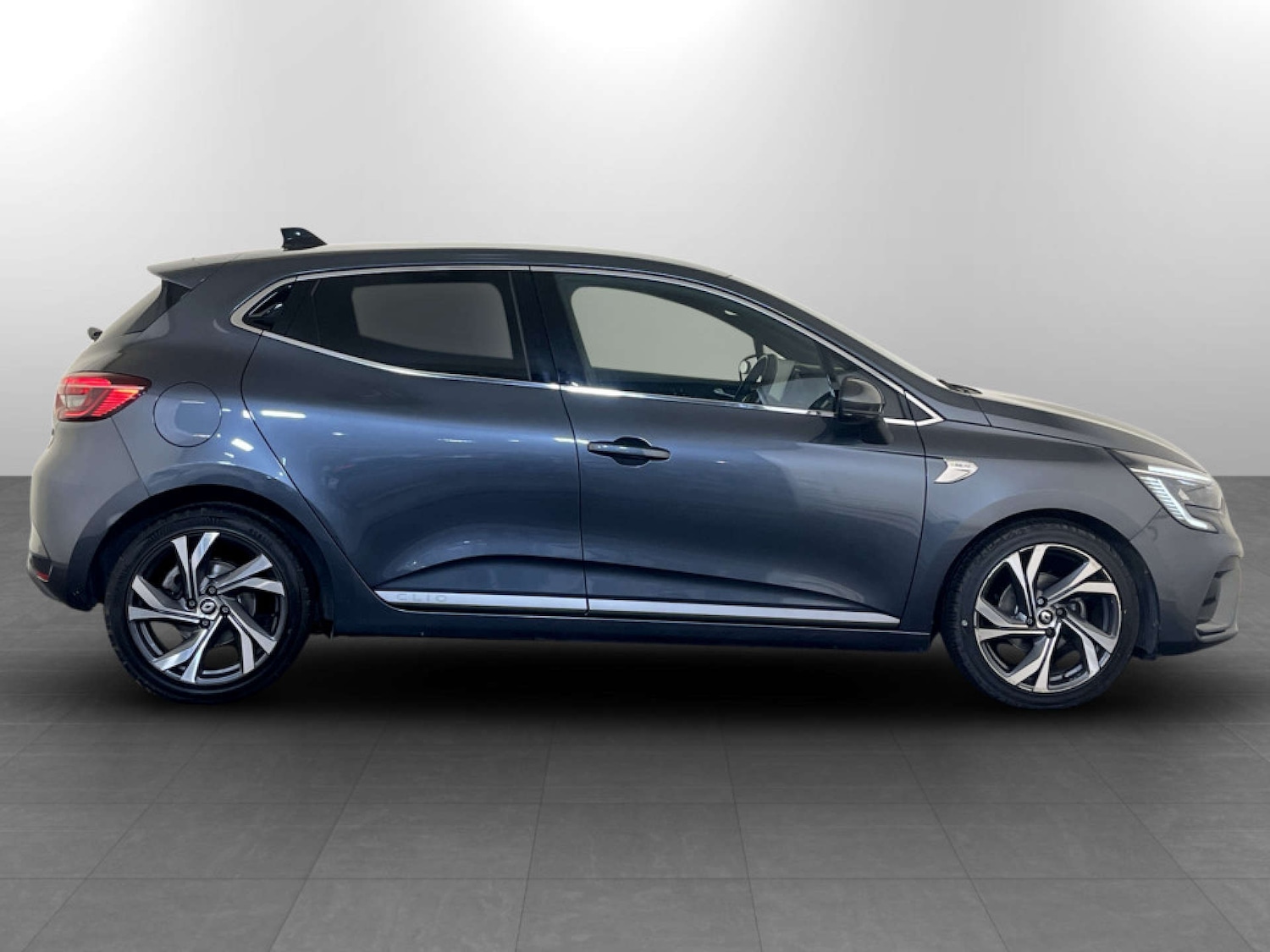 Used Renault Clio 2021 for sale - 77667949: Photo 11