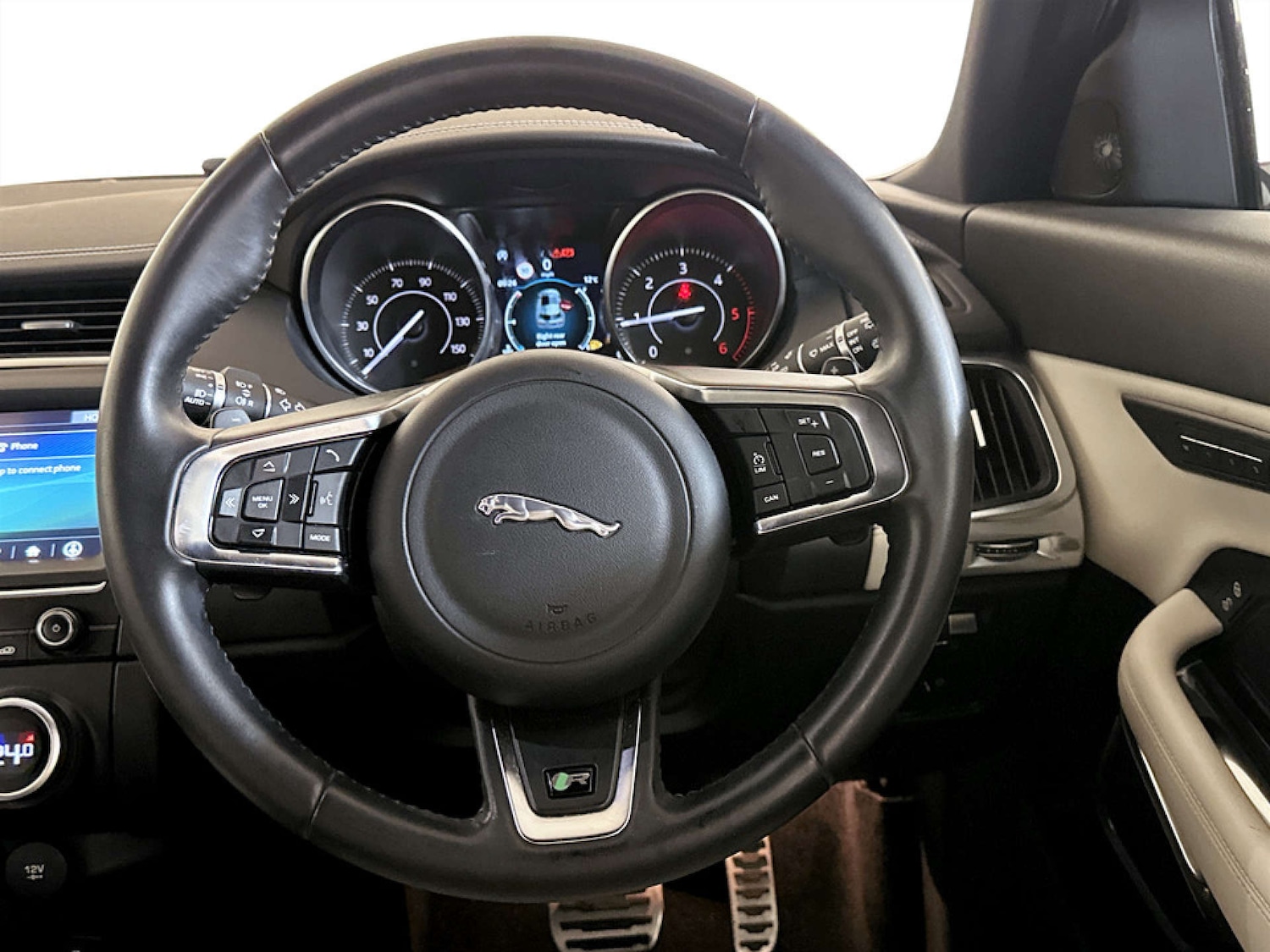 Used Jaguar E-Pace 2019 for sale - 77186138: Photo 17