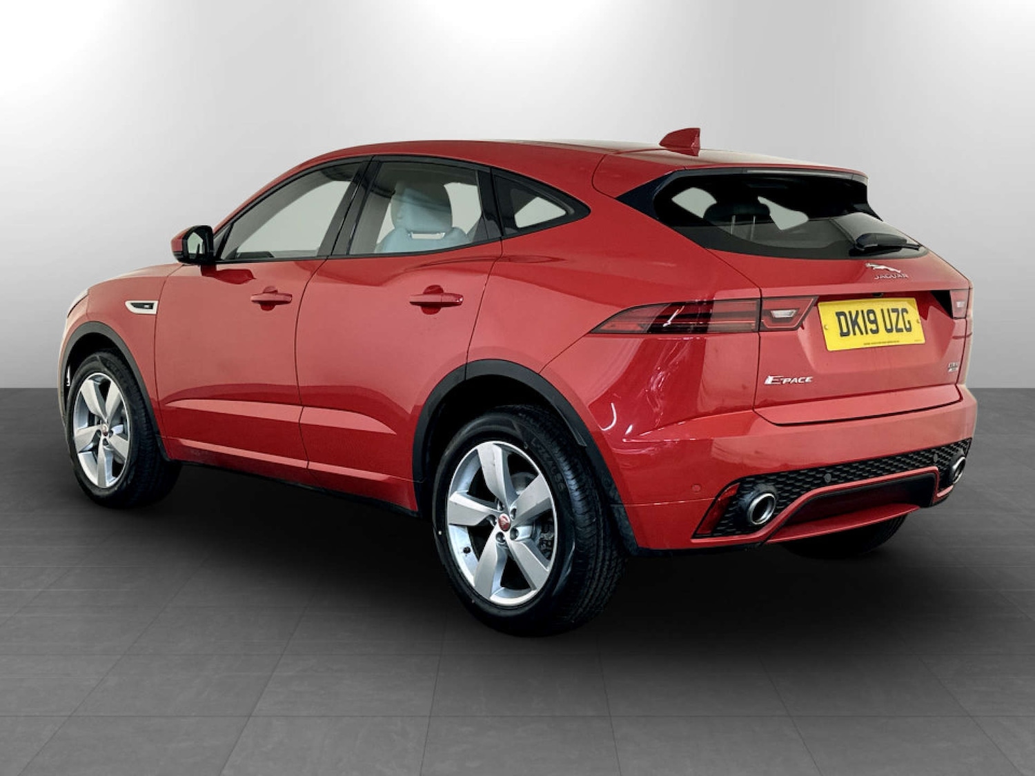 Used Jaguar E-Pace 2019 for sale - 77186138: Photo 8