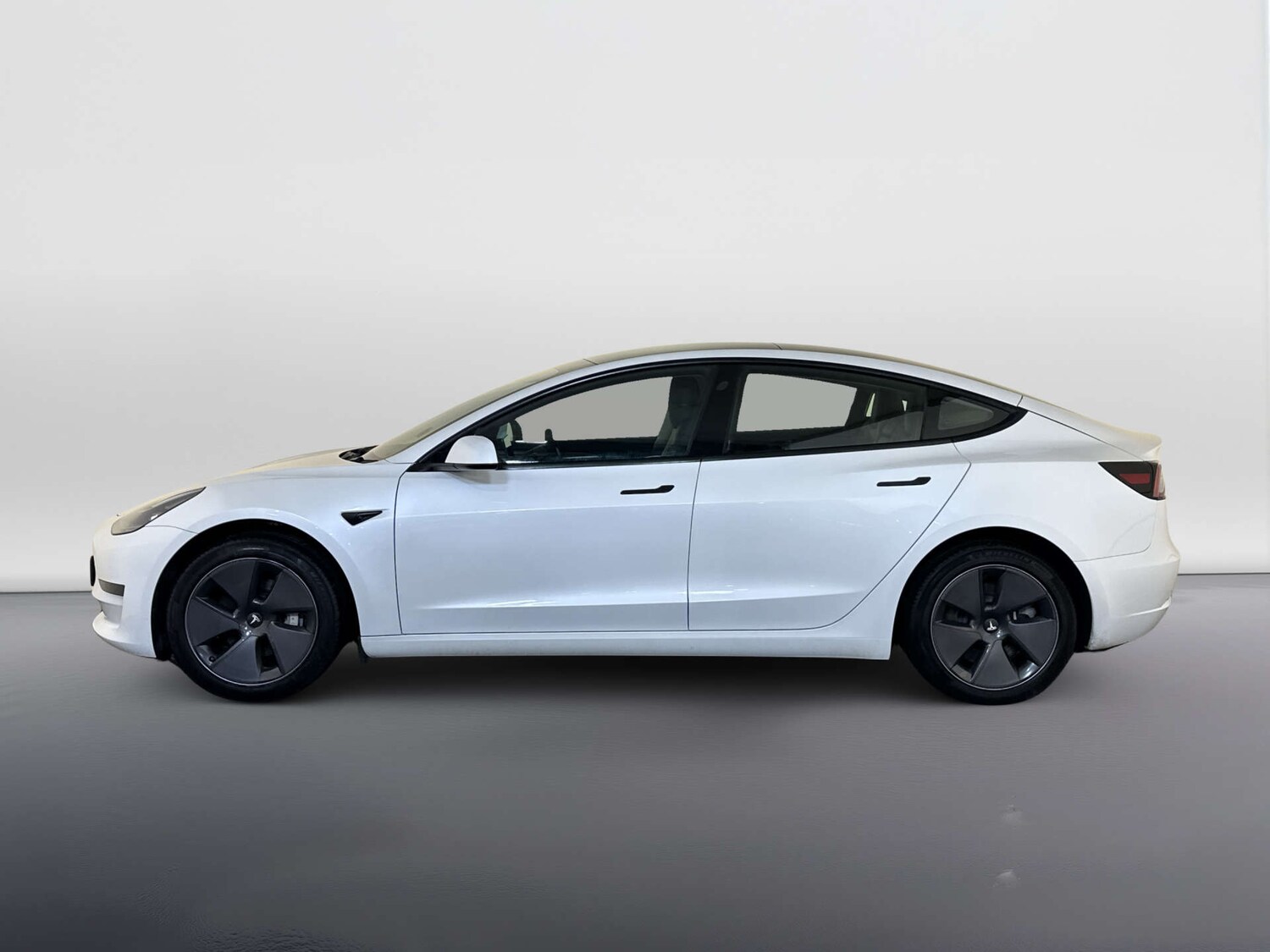 Used Tesla Model 3 2022 for sale - 77900948: Photo 7