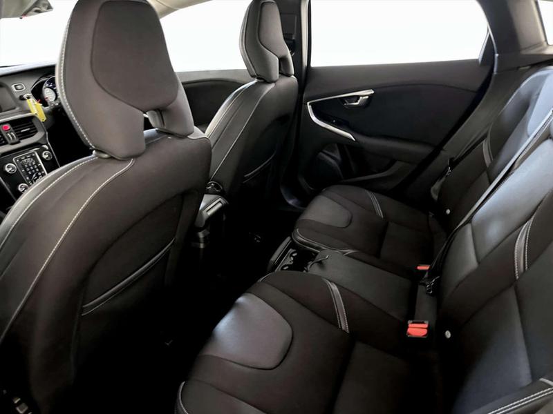 Used Volvo V40 2016 for sale - 76984783: Photo 14