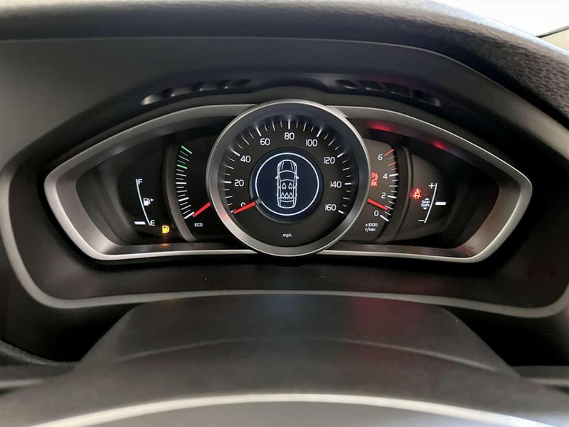 Used Volvo V40 2016 for sale - 76984783: Photo 18