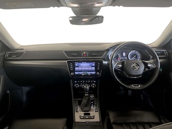 Used Skoda Superb 2021 for sale - 77650492: Photo