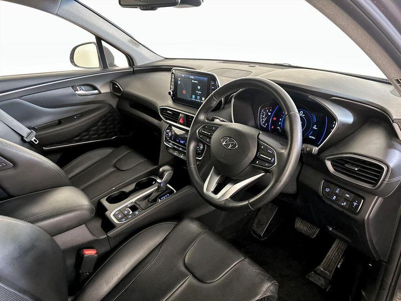 Used Hyundai Santa Fe 2018 for sale - 76553875: Photo 16