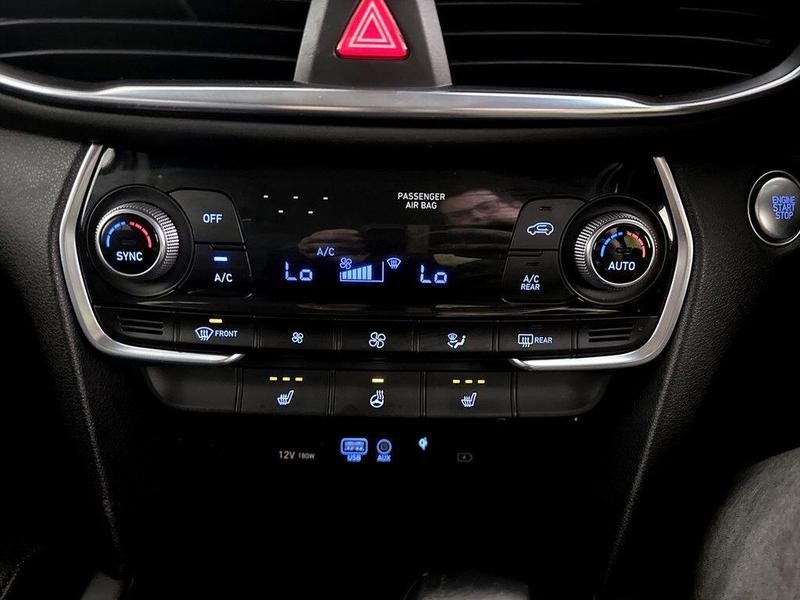 Used Hyundai Santa Fe 2018 for sale - 76553875: Photo 25