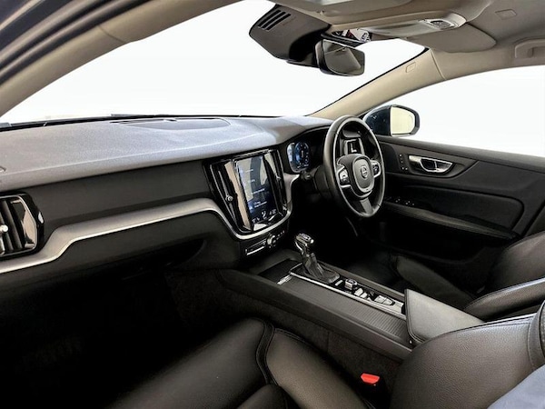 Used Volvo V60 Cross Country 2019 for sale - 76131566: Photo 12