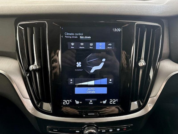 Used Volvo V60 Cross Country 2019 for sale - 76131566: Photo 21