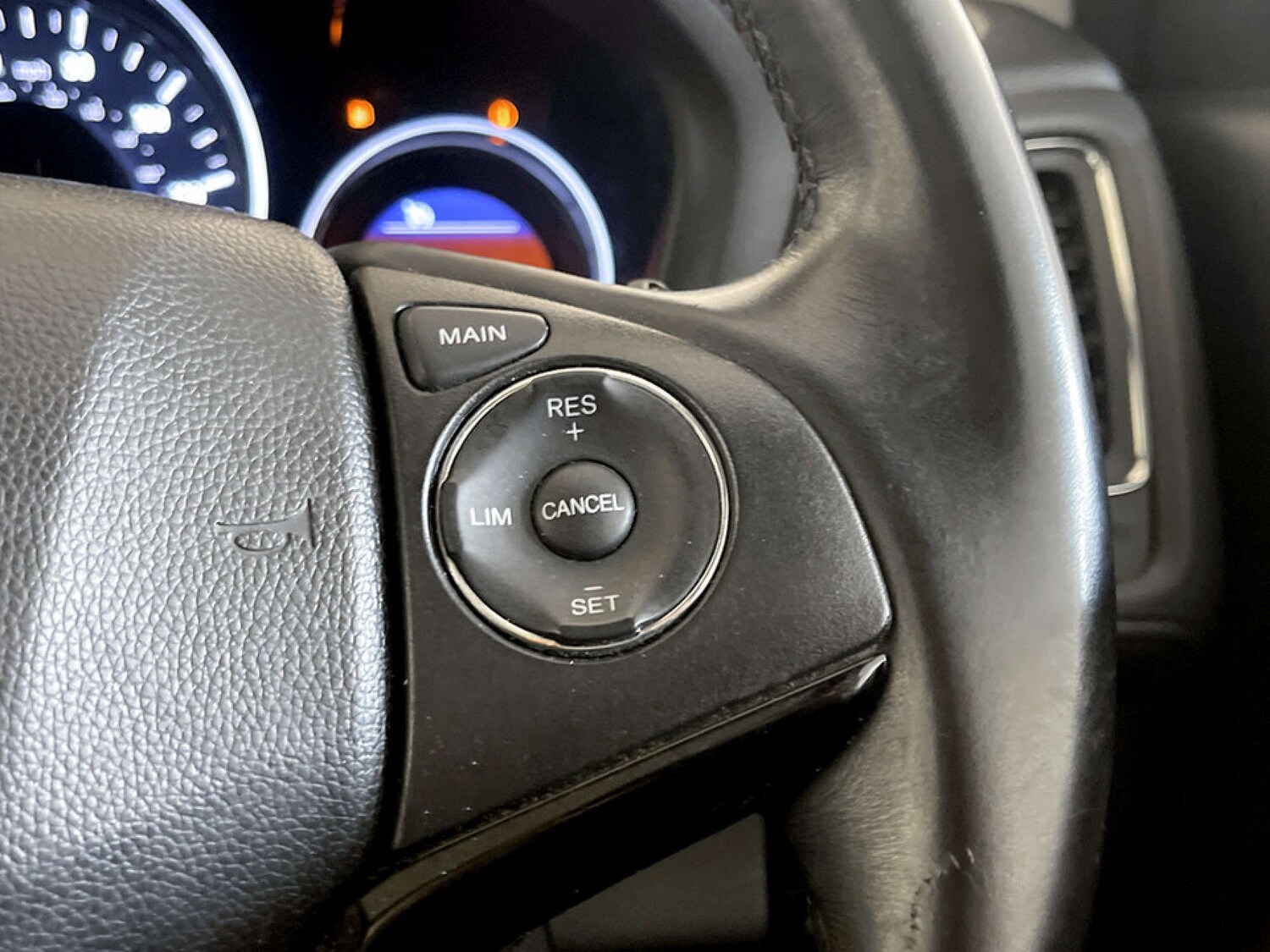 Used Honda HR-V 2018 for sale - 77366720: Photo 19