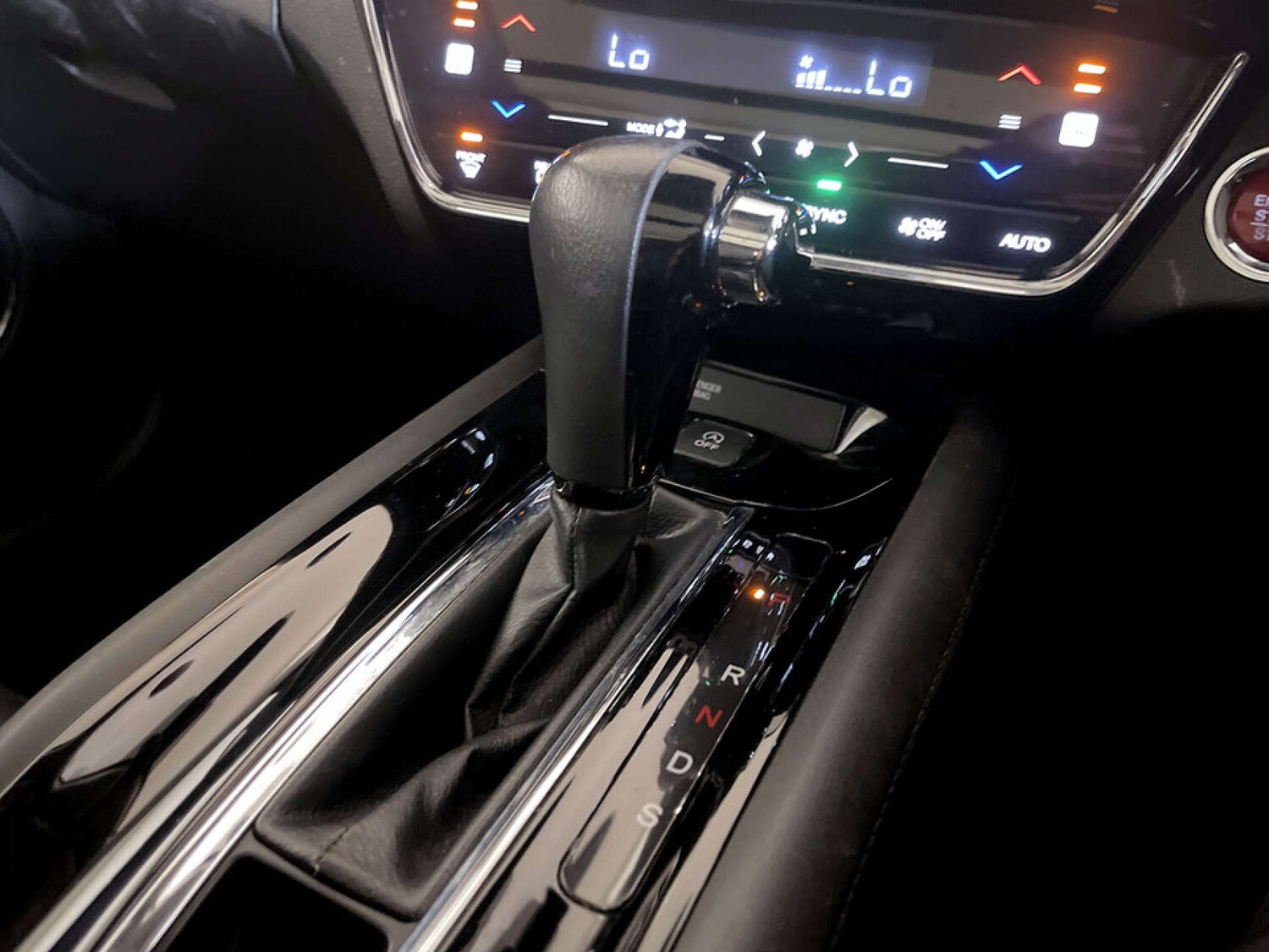 Used Honda HR-V 2018 for sale - 77366720: Photo 26