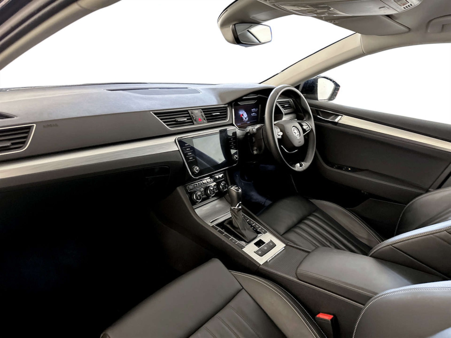 Used Skoda Superb 2023 for sale - 77366727: Photo 12