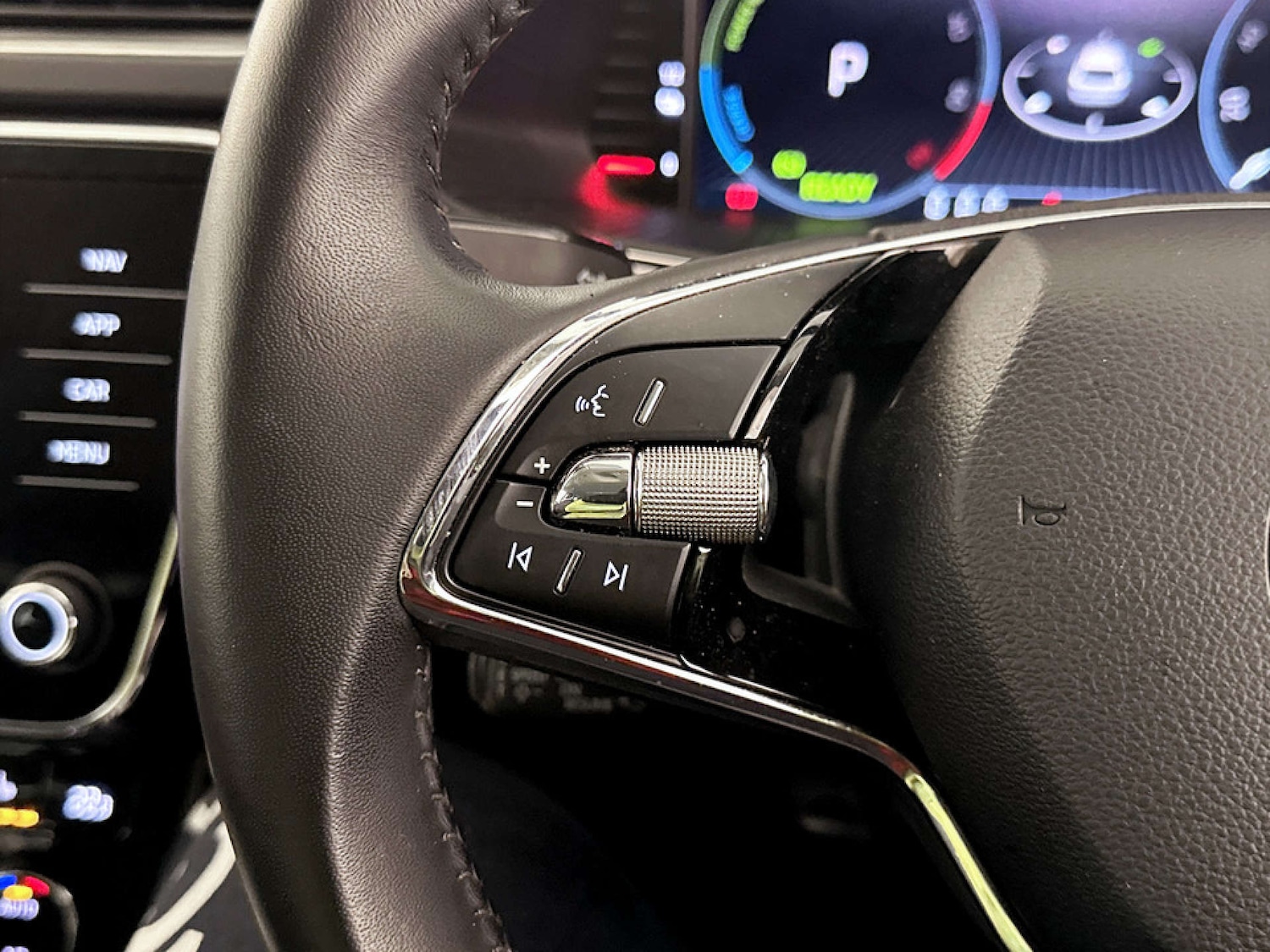 Used Skoda Superb 2023 for sale - 77366727: Photo 18