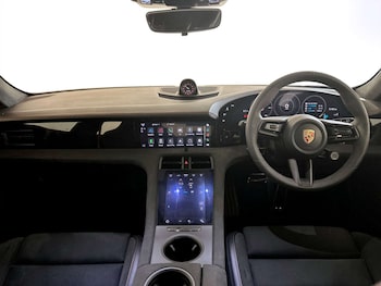 Used Porsche Taycan 2022 for sale - 77802766: Photo