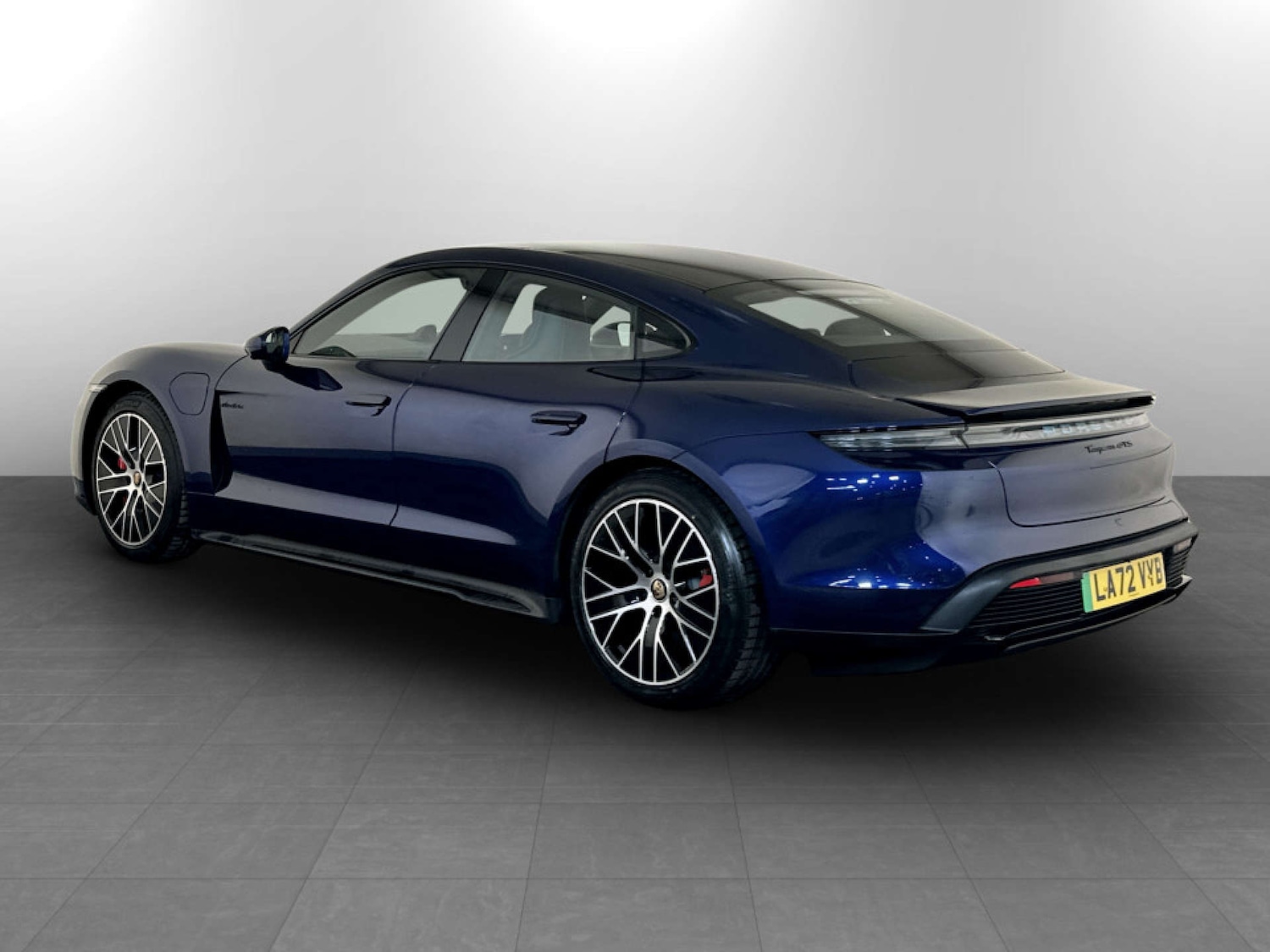 Used Porsche Taycan 2022 for sale - 77802766: Photo 7