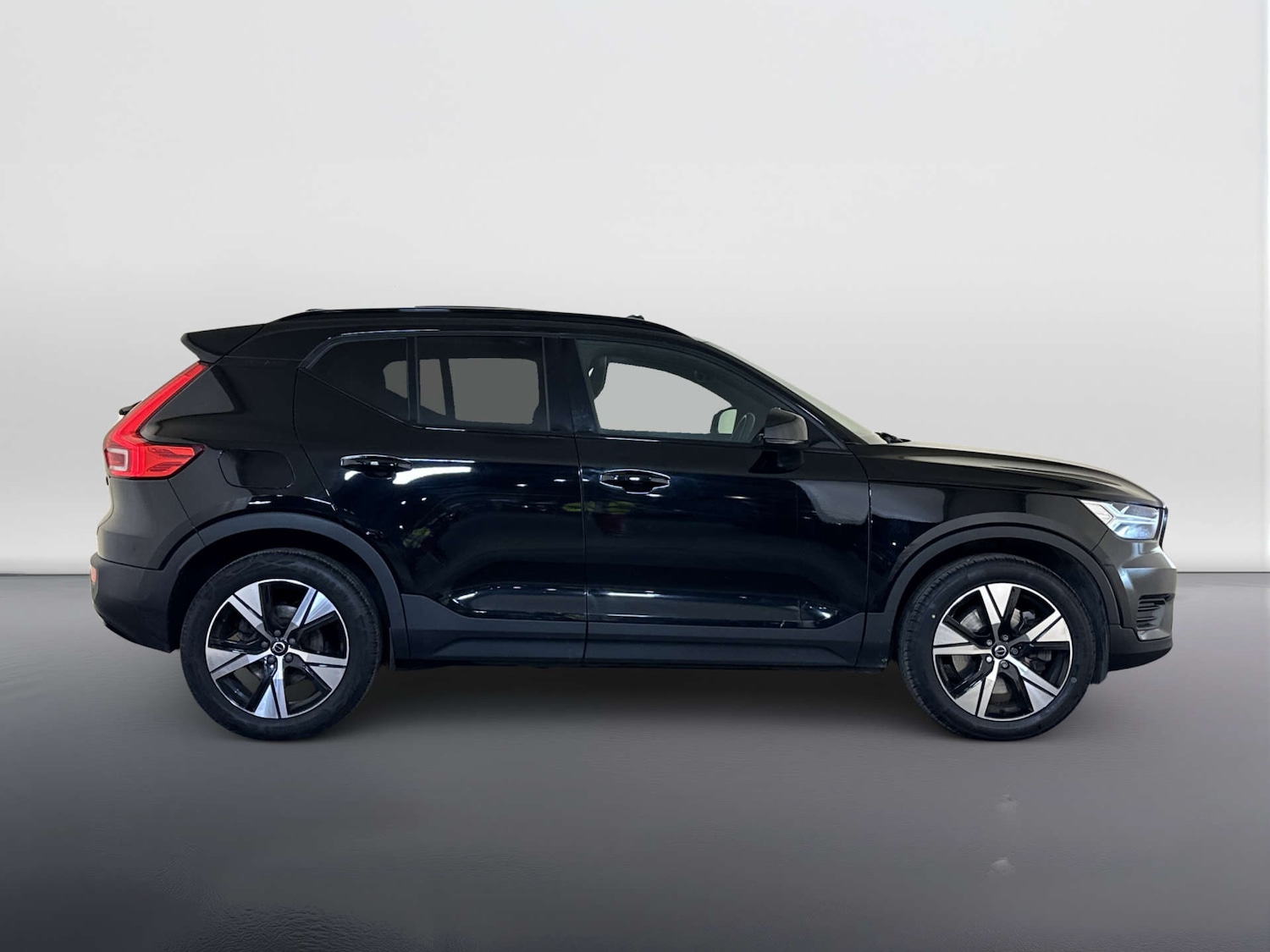 Used Volvo XC40 2022 for sale - 77988209: Photo 10