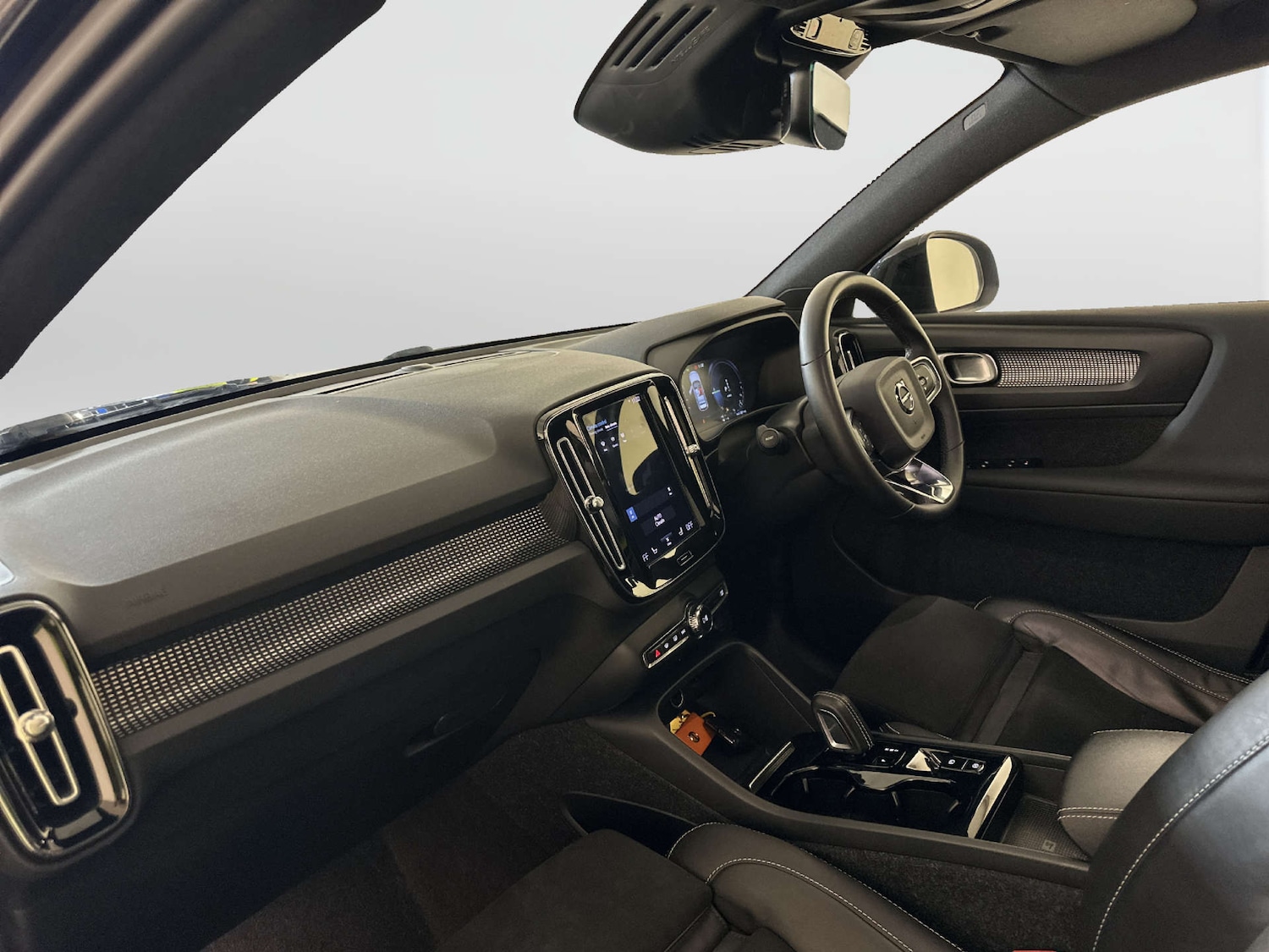 Used Volvo XC40 2022 for sale - 77988209: Photo 11