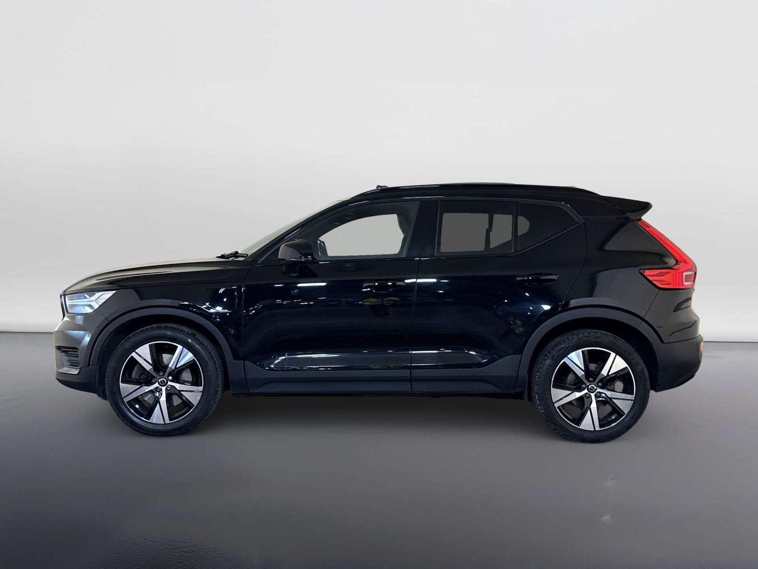 Used Volvo XC40 2022 for sale - 77988209: Photo 6