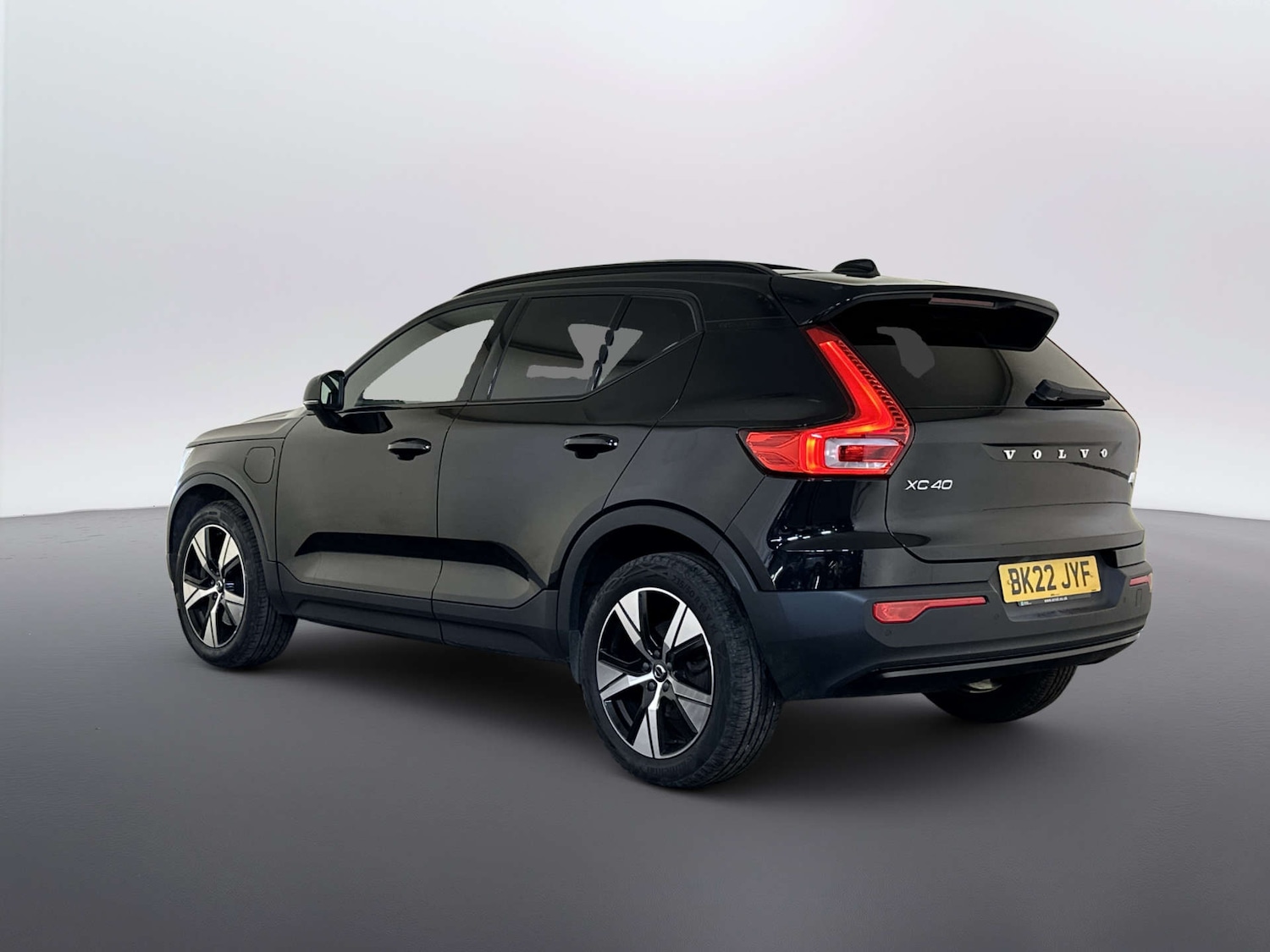 Used Volvo XC40 2022 for sale - 77988209: Photo 7