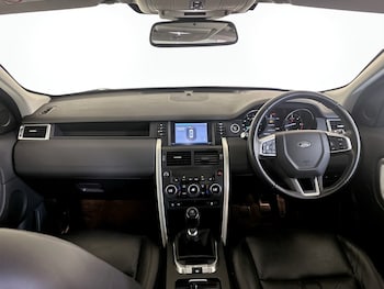 Used Land Rover Discovery Sport 2018 for sale - 75568777: Photo
