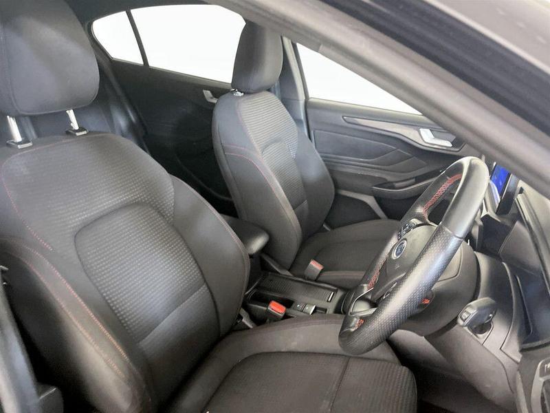 Used Ford Focus 2020 for sale - 76480284: Photo 13