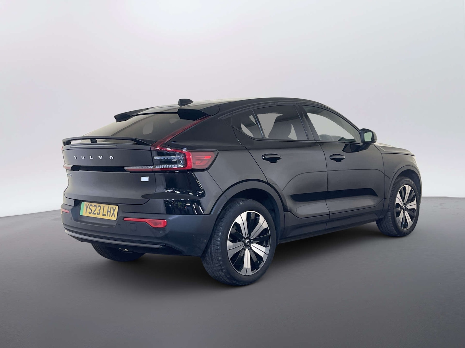 Used Volvo C40 2023 for sale - 77920702: Photo 10