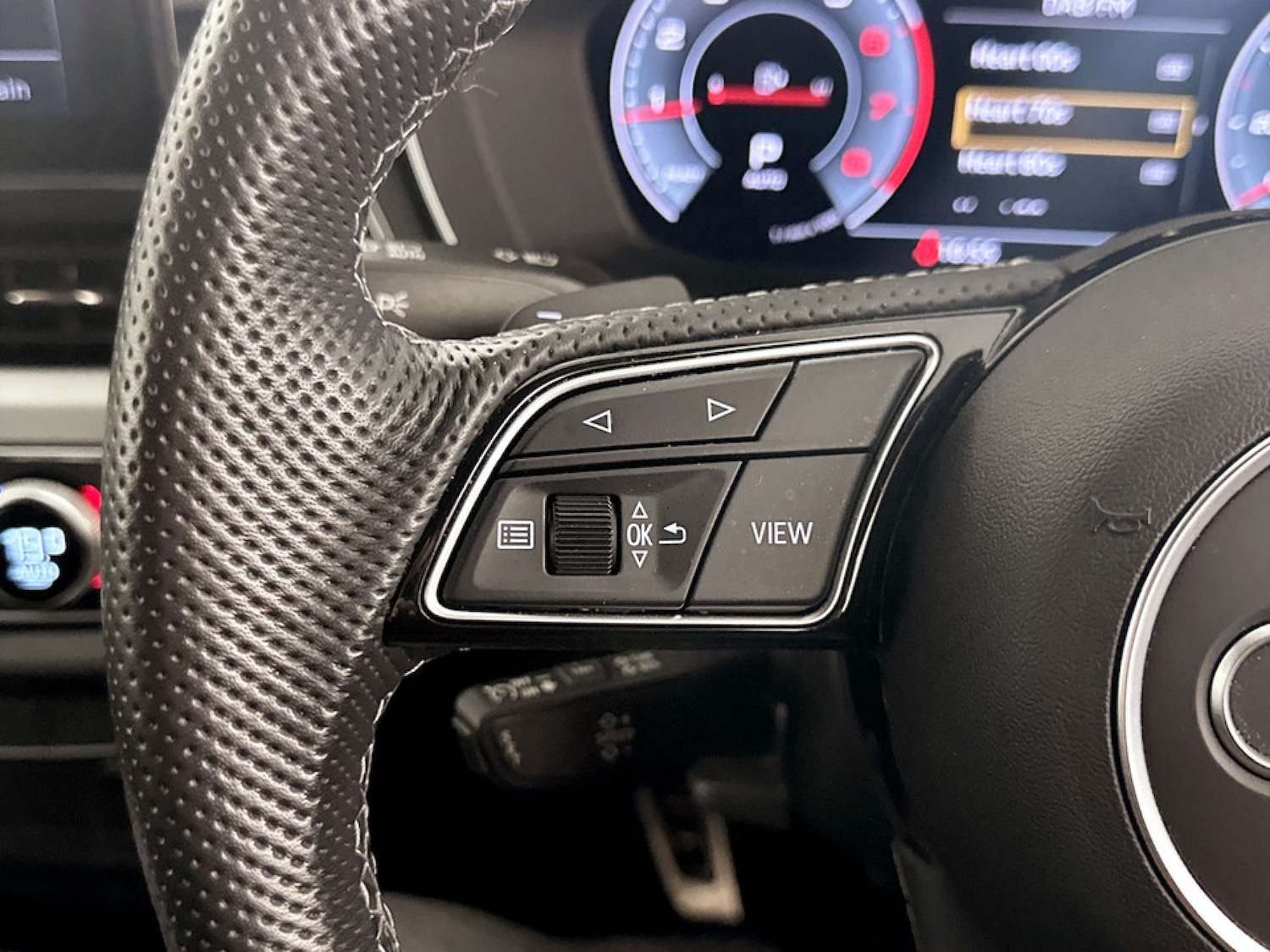 Used Audi A4 Avant 2022 for sale - 77186105: Photo 18