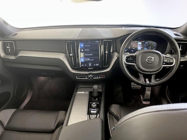 Used Volvo XC60 2020 for sale - 75712335: Photo 3