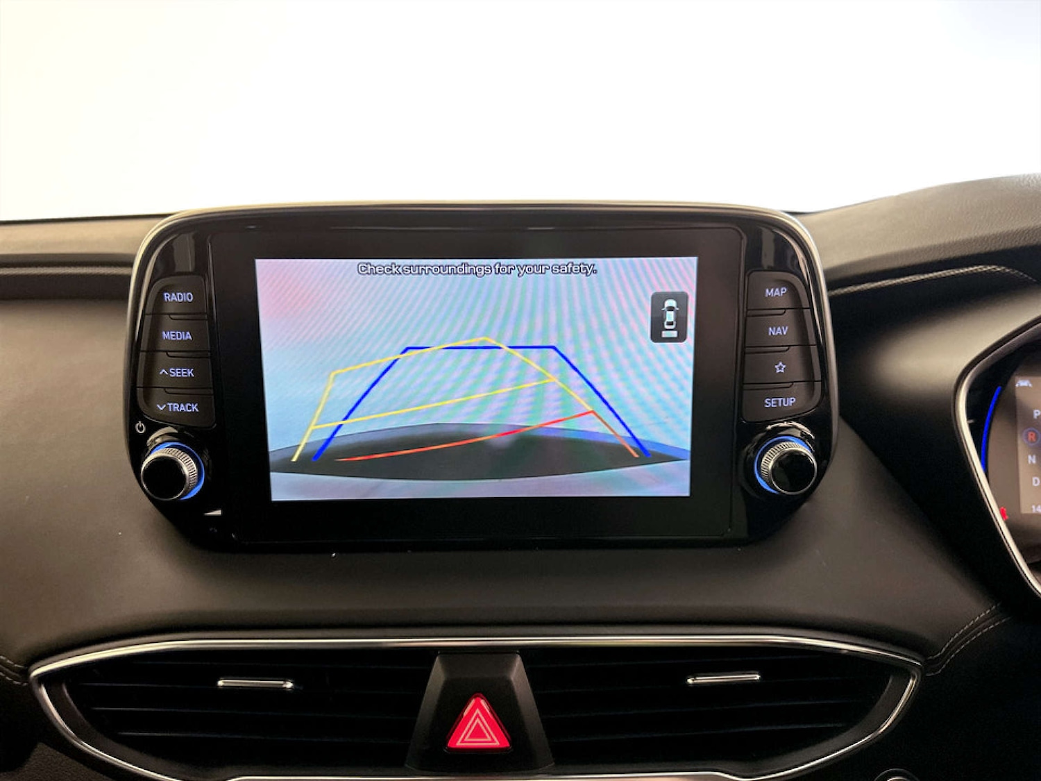 Used Hyundai Santa Fe 2018 for sale - 77186072: Photo 22