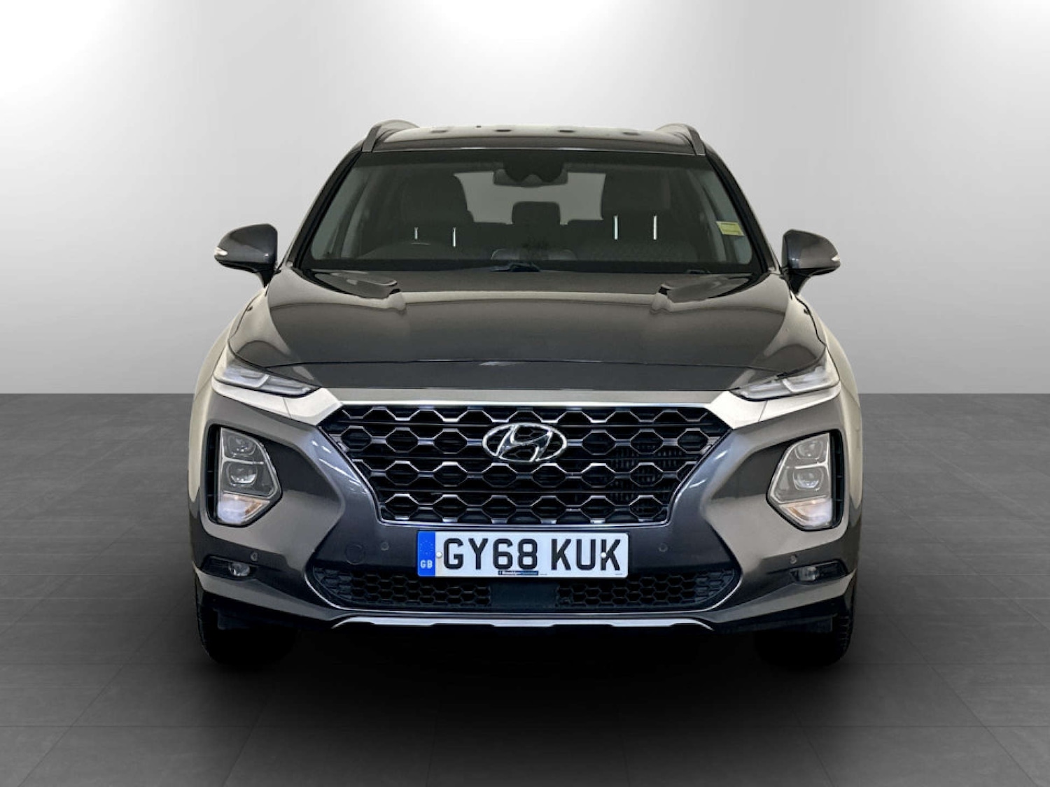 Used Hyundai Santa Fe 2018 for sale - 77186072: Photo 5