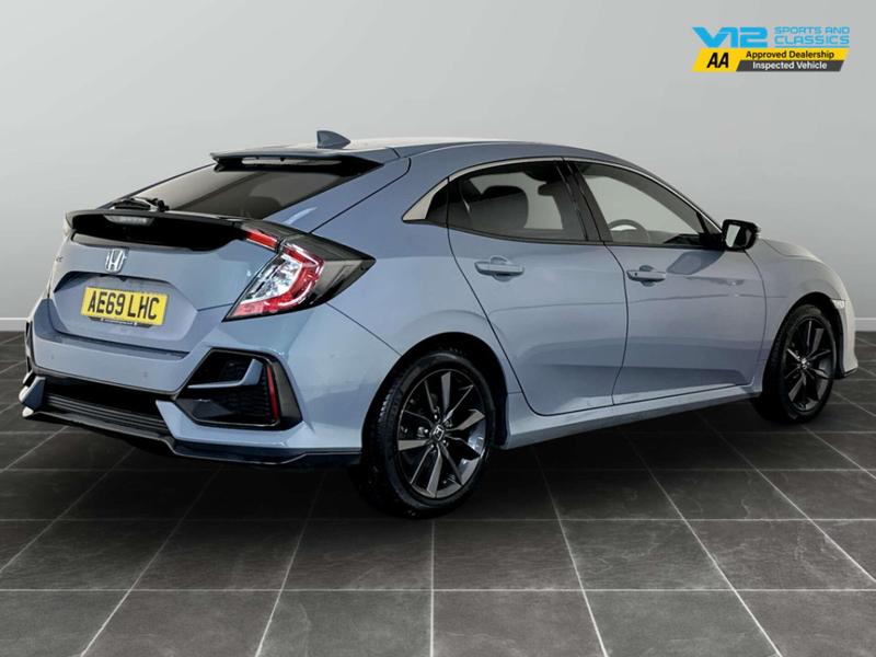 Used Honda Civic 2019 for sale - 76972070: Photo 10