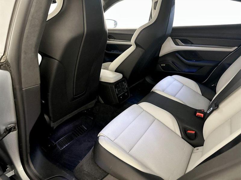 Used Porsche Taycan 2020 for sale - 76598565: Photo 14