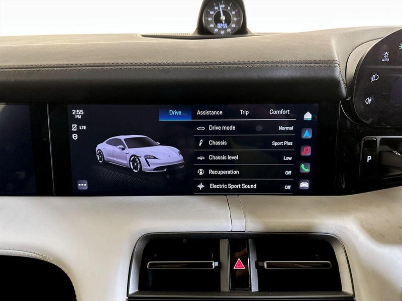 Used Porsche Taycan 2020 for sale - 76598565: Photo 24