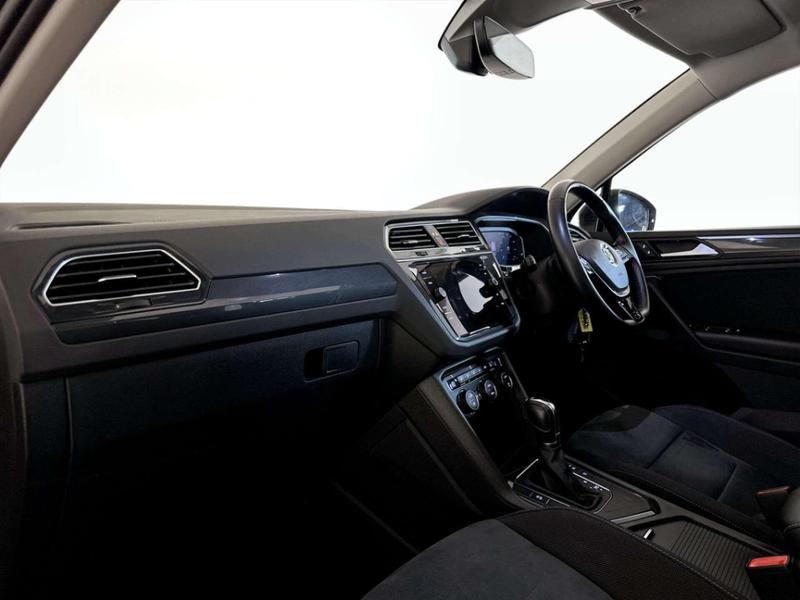 Used Volkswagen Tiguan 2019 for sale - 76862352: Photo 12