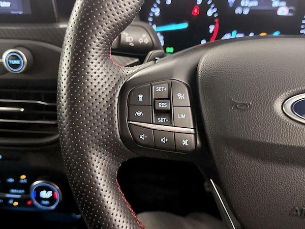 Used Ford Focus 2019 for sale - 76234817: Photo 17