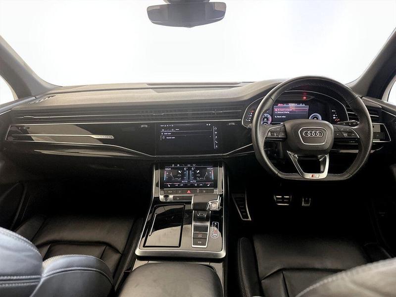 Used Audi Q7 2022 for sale - 76641106: Photo 3