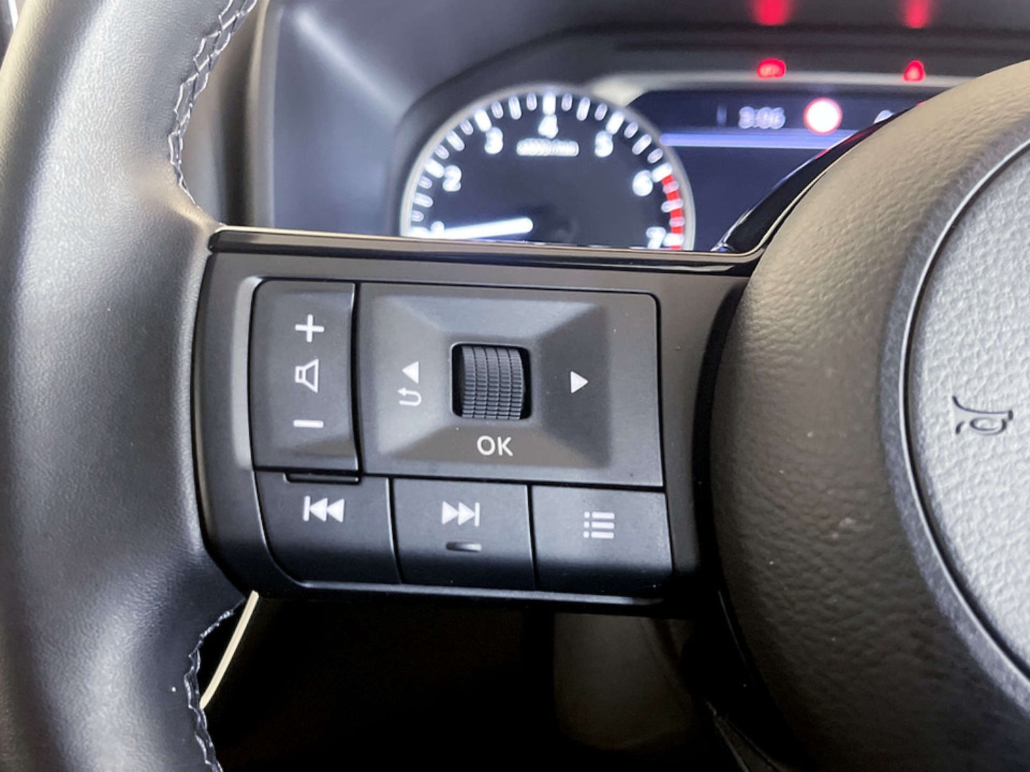 Used Nissan Qashqai 2024 for sale - 77655608: Photo 17