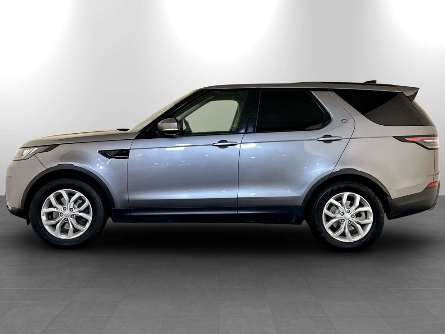 Used Land Rover Discovery 2020 for sale - 77408917: Photo 7