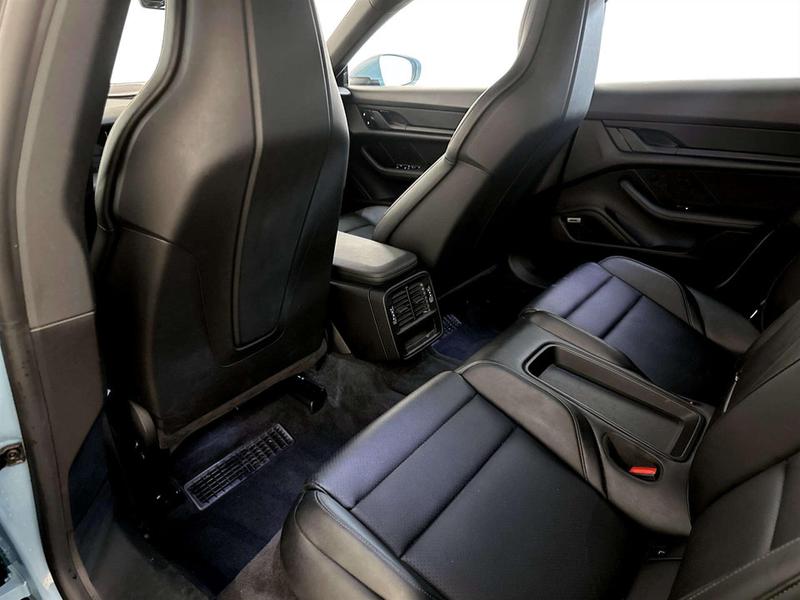 Used Porsche Taycan 2020 for sale - 77054750: Photo 14