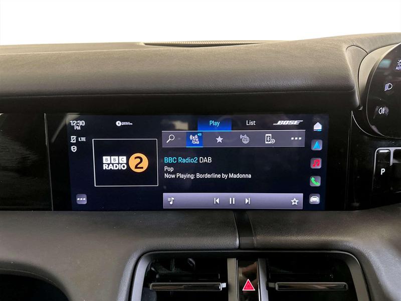 Used Porsche Taycan 2020 for sale - 77054750: Photo 24