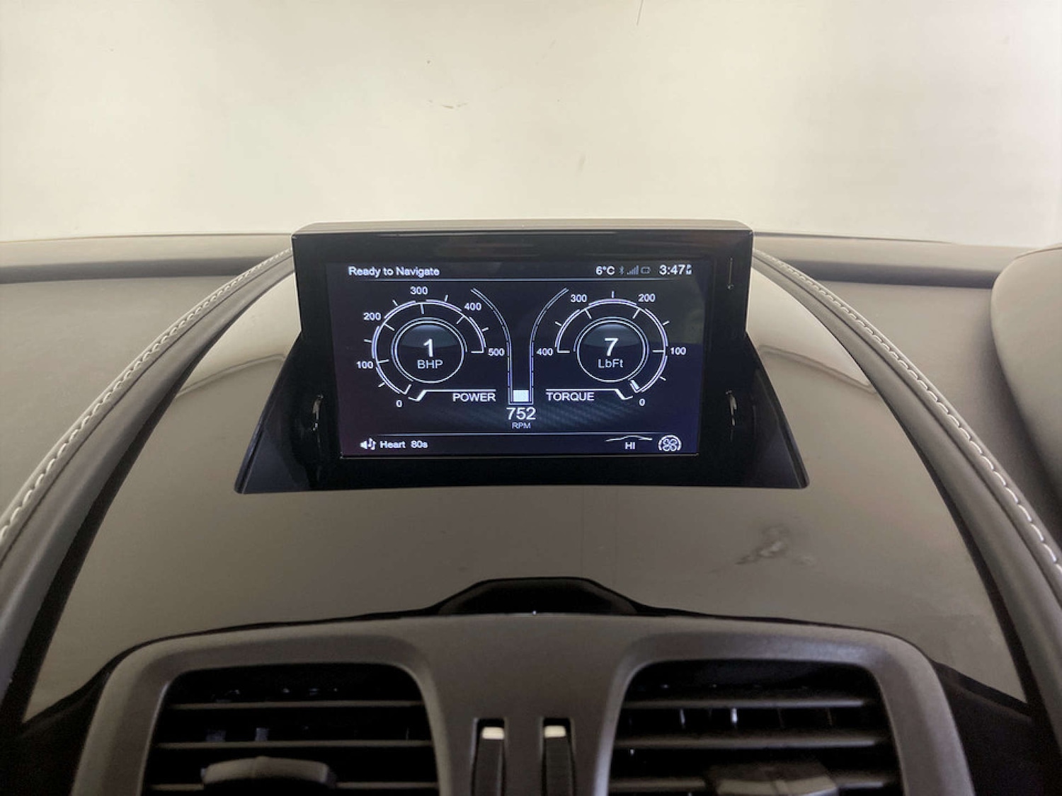 Used Aston Martin Vantage 2015 for sale - 77185985: Photo 25