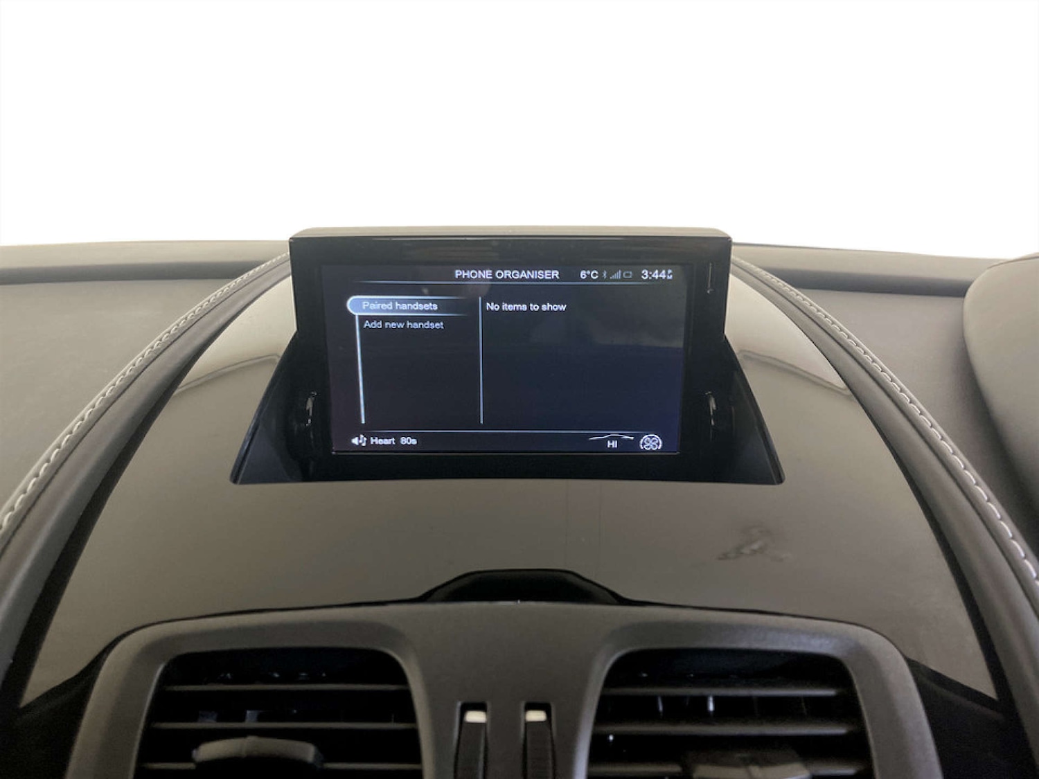 Used Aston Martin Vantage 2015 for sale - 77185985: Photo 29