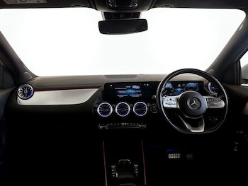 Used Mercedes-Benz EQA 2022 for sale - 75712416: Photo