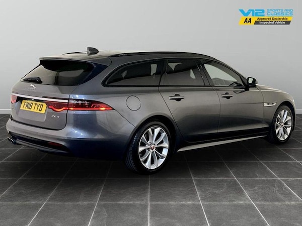 Used Jaguar XF 2018 for sale - 75712406: Photo 10