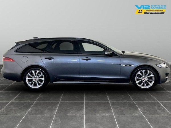 Used Jaguar XF 2018 for sale - 75712406: Photo 11
