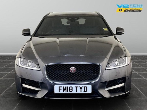 Used Jaguar XF 2018 for sale - 75712406: Photo 5