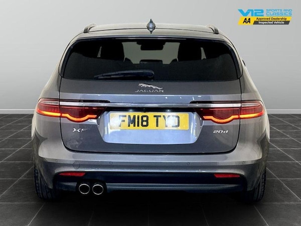 Used Jaguar XF 2018 for sale - 75712406: Photo 9