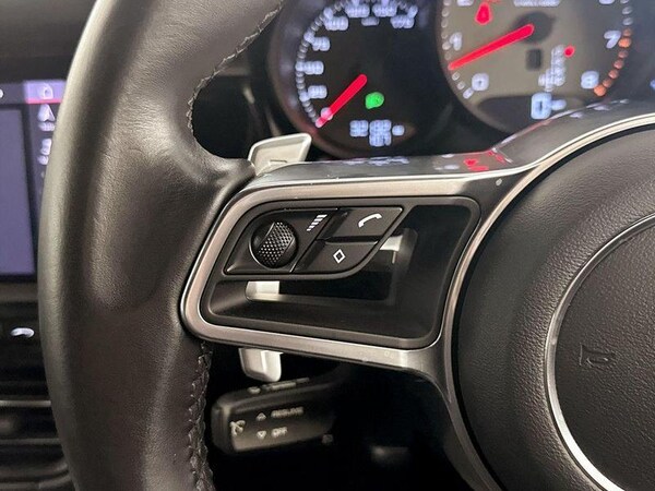 Used Porsche Macan 2019 for sale - 75712795: Photo 17