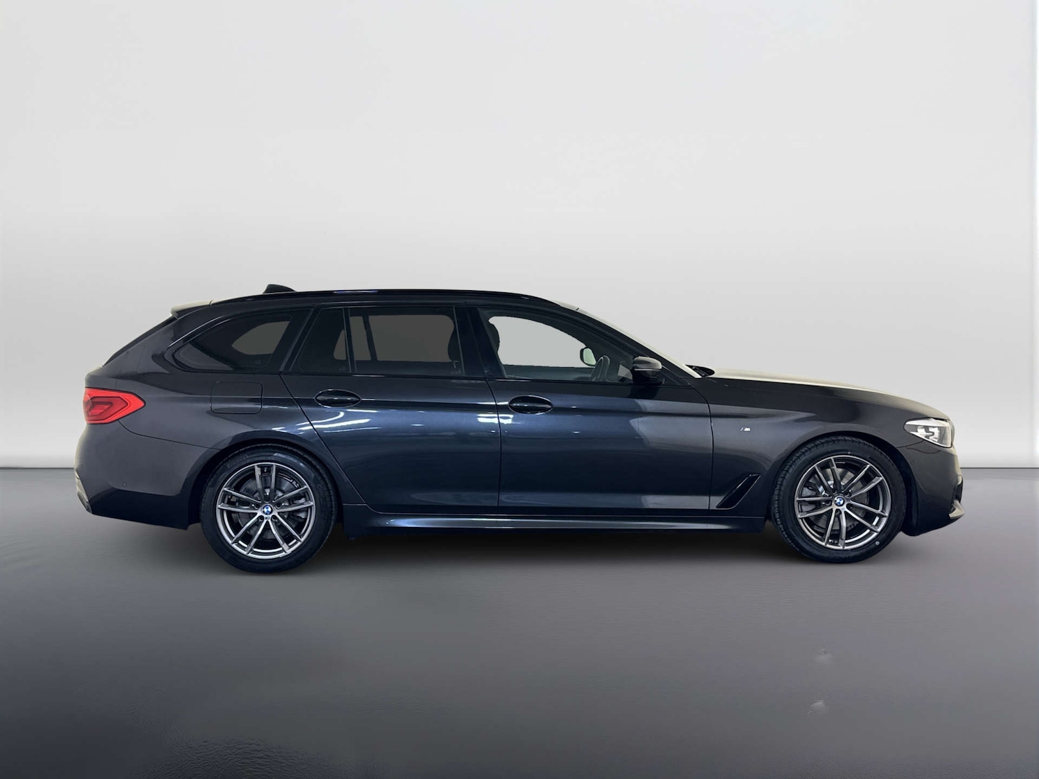 Used BMW 5 Series 2019 for sale - 77989933: Photo 11