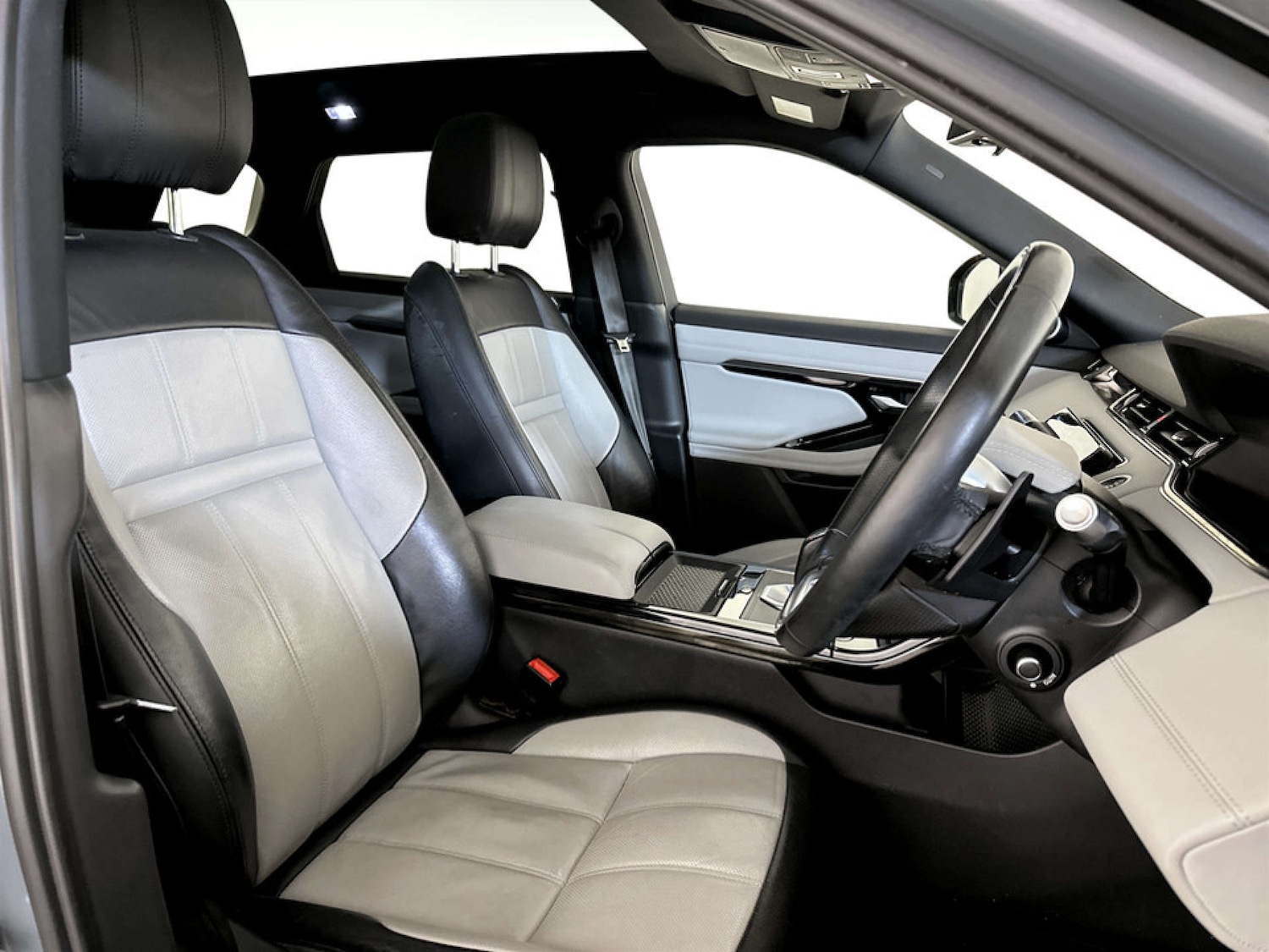 Used Land Rover Range Rover Evoque 2019 for sale - 77186075: Photo 13