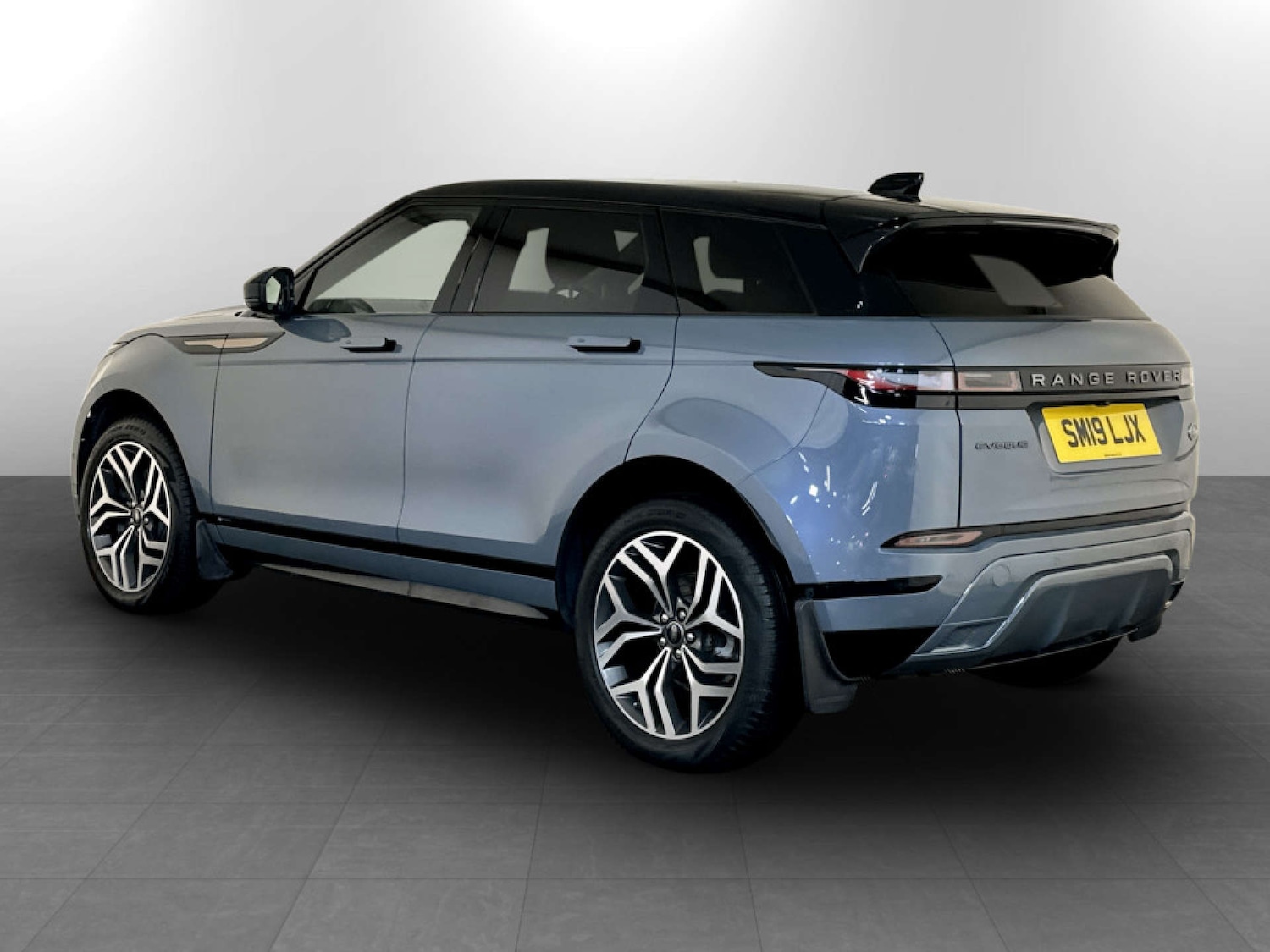Used Land Rover Range Rover Evoque 2019 for sale - 77186075: Photo 8
