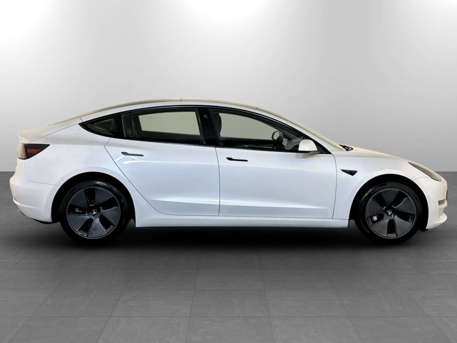 Used Tesla Model 3 2021 for sale - 77437447: Photo 10